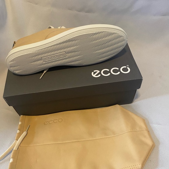Ecco Beige Women's Sneakers - Picture 5 of 7